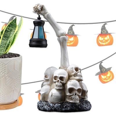 Halloween Skelett Hand Statue Sechseckige Lampe Horror Garten Geist Schädel Dekoration Solar Laterne Skelett Hand Harz Statue