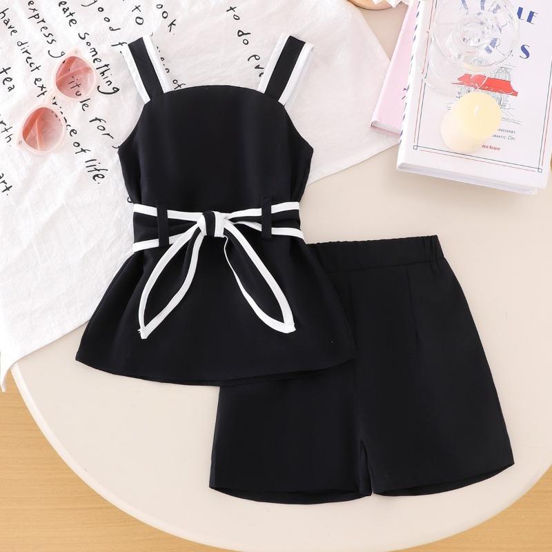 Girls' Fashionable Black Outfit - Summer Children's Simple Halter Top + Wide-leg Shorts Set