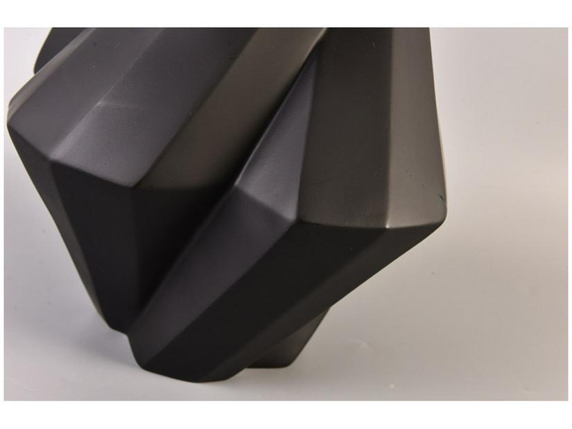 Black & White Resin Vase with Broken Line Leaf Pattern - Modern Minimalist Ornament for Home or Hotel Decor