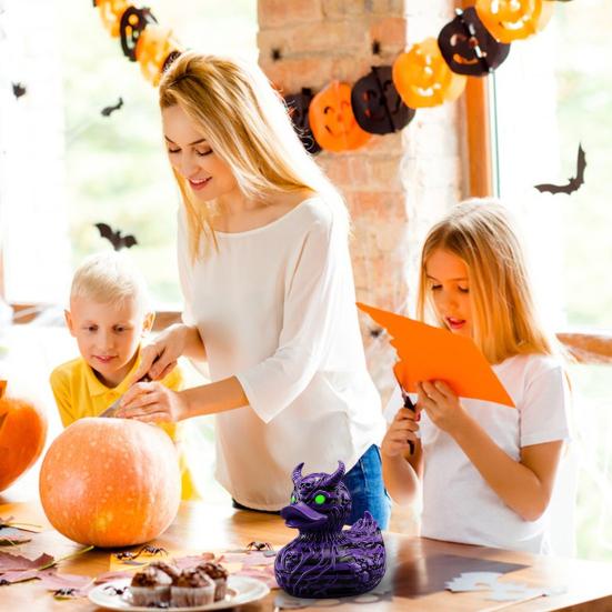 Devil Skull Duck Figurine Gothic Punk Halloween Duck Ornament Resin Demon Duck Statue with Glowing Green Eyes for Desktop Car Decoration