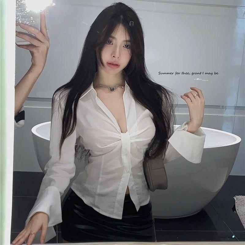 Women's White V-Neck Long-Sleeve Blouse - French Chic, Slimming Ruched Design for Autumn & Summer