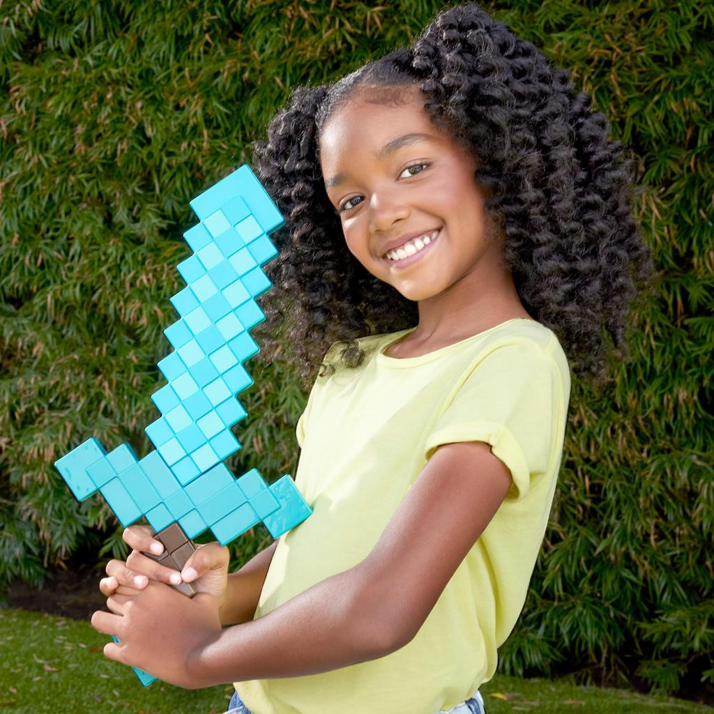Mattel Minecraft Assortment Diamond Sword Kids Figure Costume Cosplay Item Ages Blue JLJ39 Role-Playing Role-Playing 6+