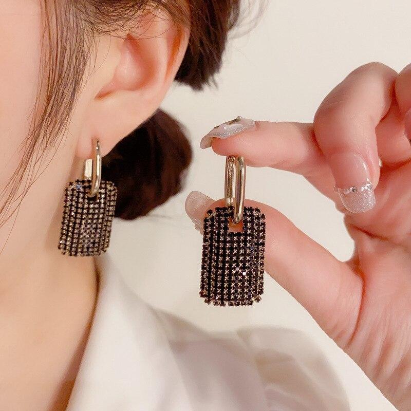 Pinkdudu Fashion 2 Color Square Hoop Earrings Romantic Light Luxury Inlaid Zircon Geometric Earring for Women Jewelry PD1477