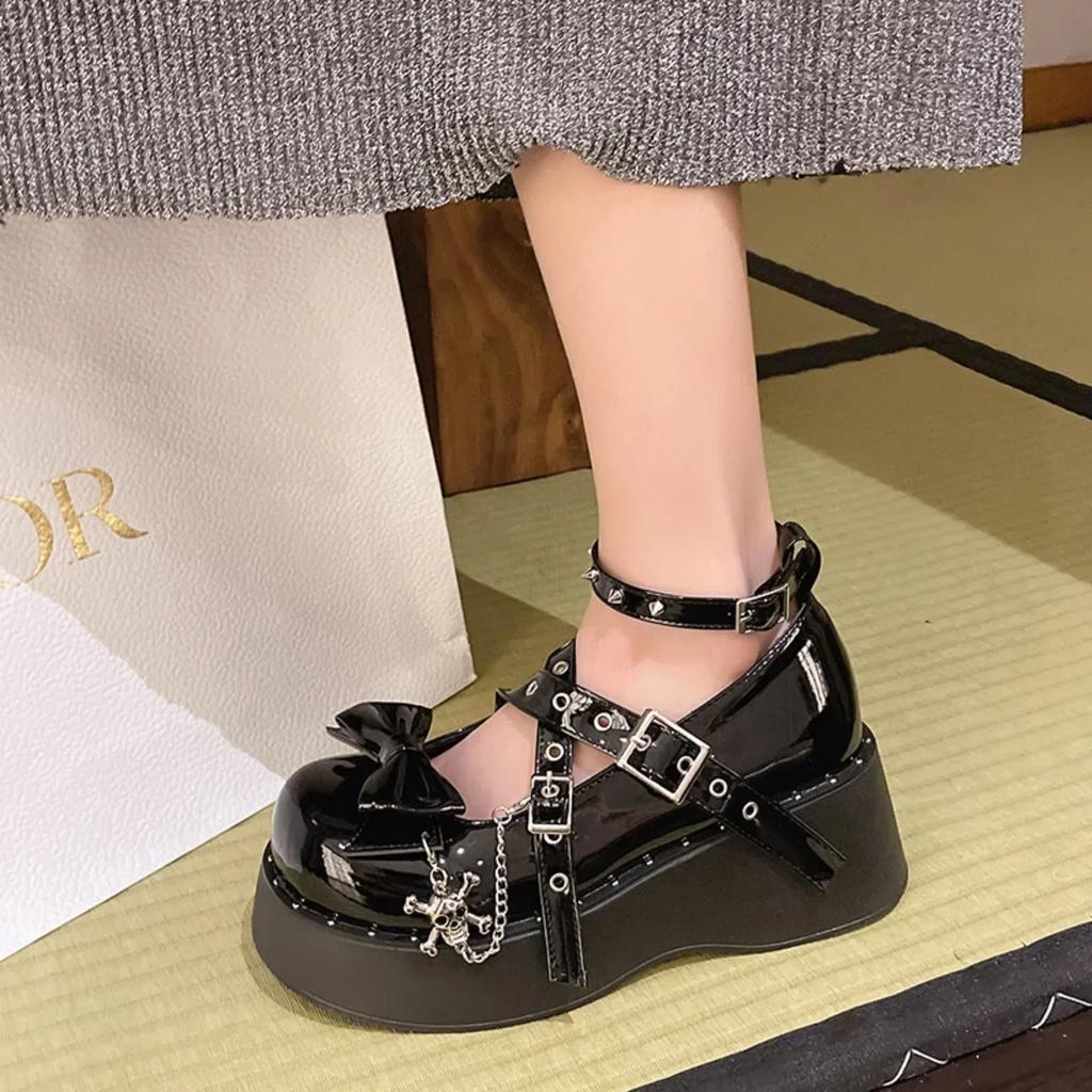 Fashion Wedges Platform Mary Janes Women 2024 Round Toe Buckle Wedge Pumps Woman Patent Leather Black Buckle Punk Gothic Shoes