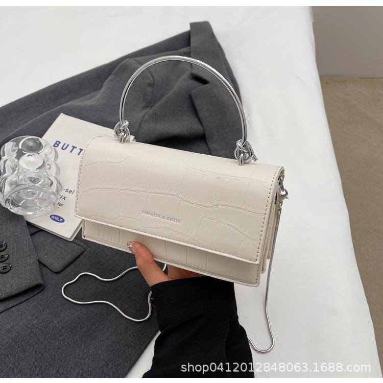 

Модная портативная маленькая сумка с каменным узором, женская, новая 2025, французская цепочка, сумка-мессенджер, популярная сумка через плечо для通勤