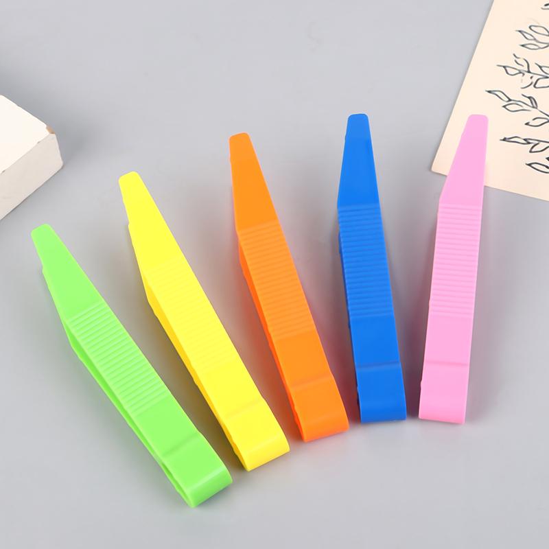 5ks barevných plastových pinzet, dětské ploché pinzety pro batolata, jemné motorické učební hračky, hračky pro rané vzdělávání