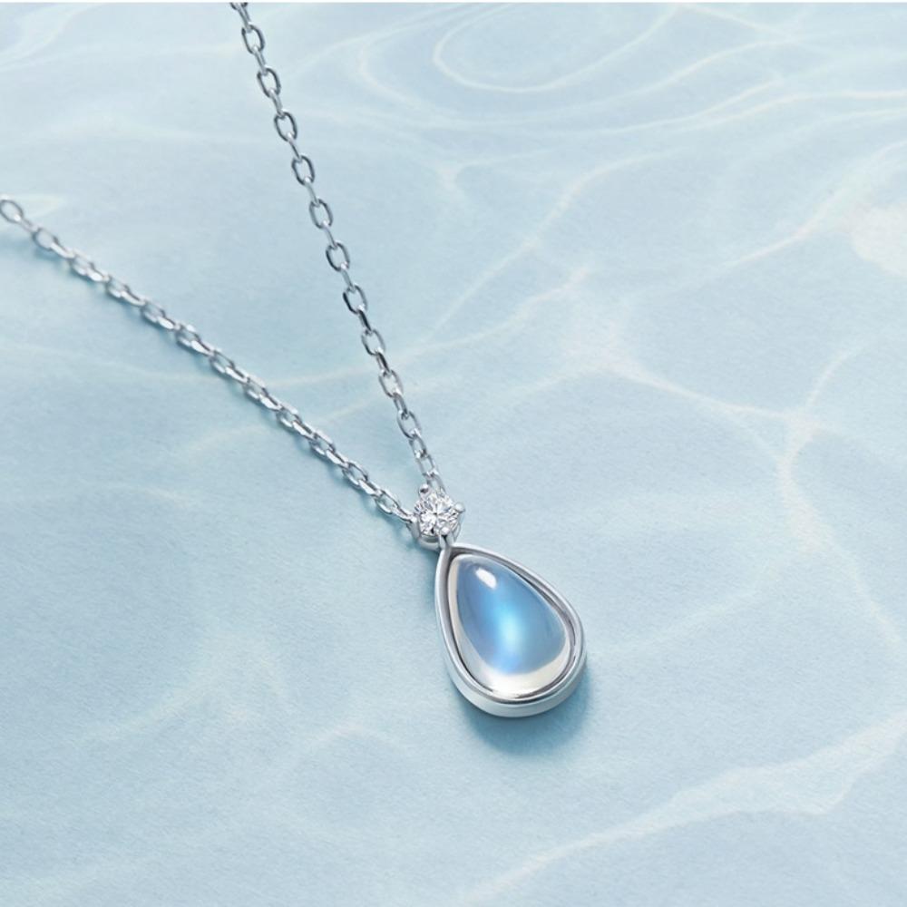 Water Drop Moonstone Necklace Women s Collarbone Chain Niche Design Temperament Light Luxury Pendant