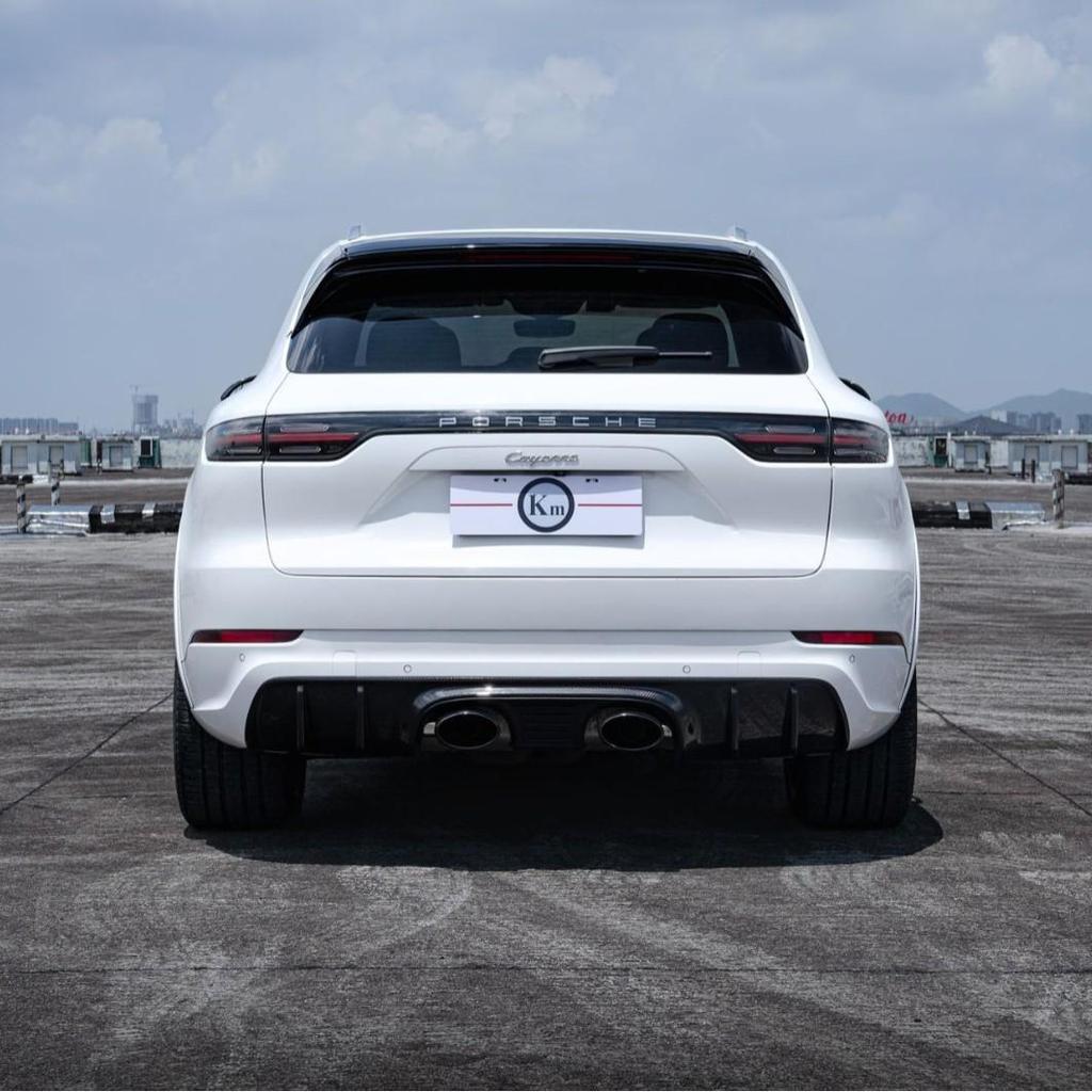18-23 Cayenne 9Y0.1 to 9Y0.2 Turbo GT Rear Kit