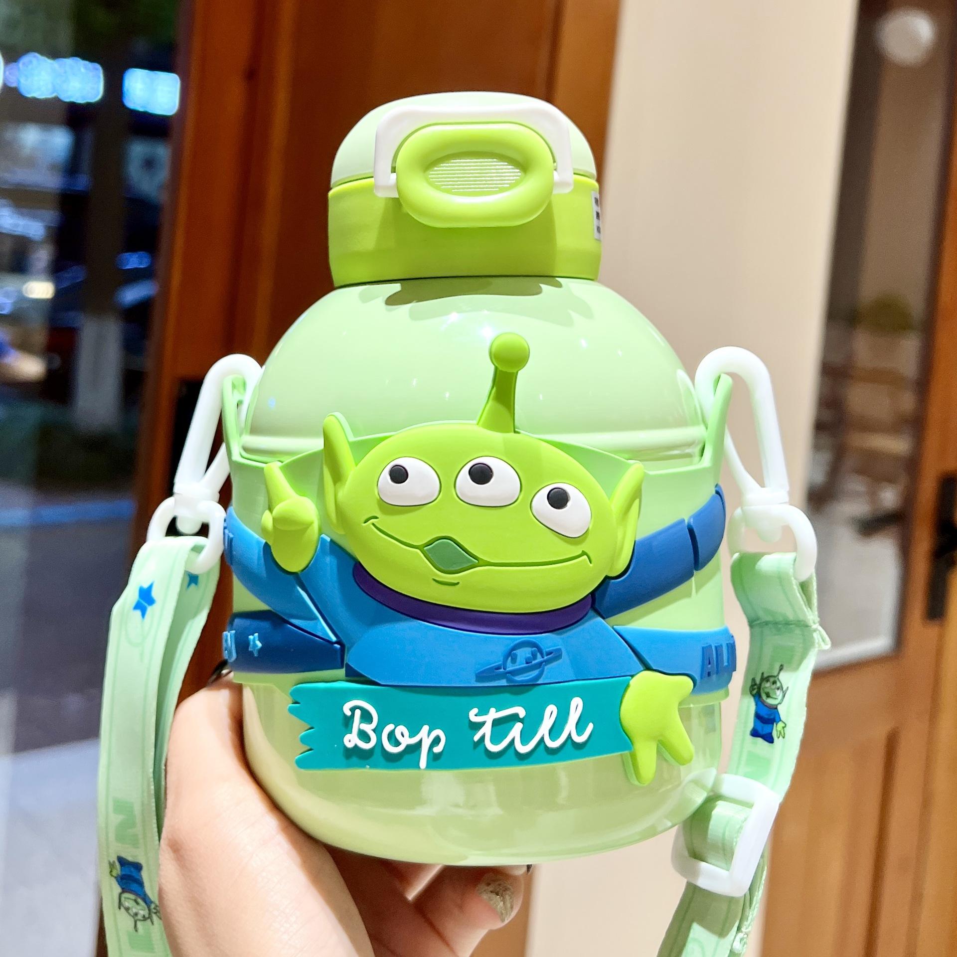 

Детская термокружка с клубничным мишкой, кружка Pot Belly Cup, пищевая бутылка для воды для девочек начальной школы 700ml