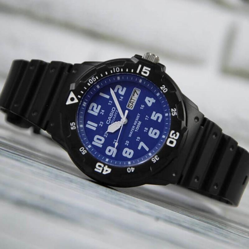 Casio Diver Look Series Waterproof Quartz Watch Resin Strap Men watches Blue MRW-200H-2B2