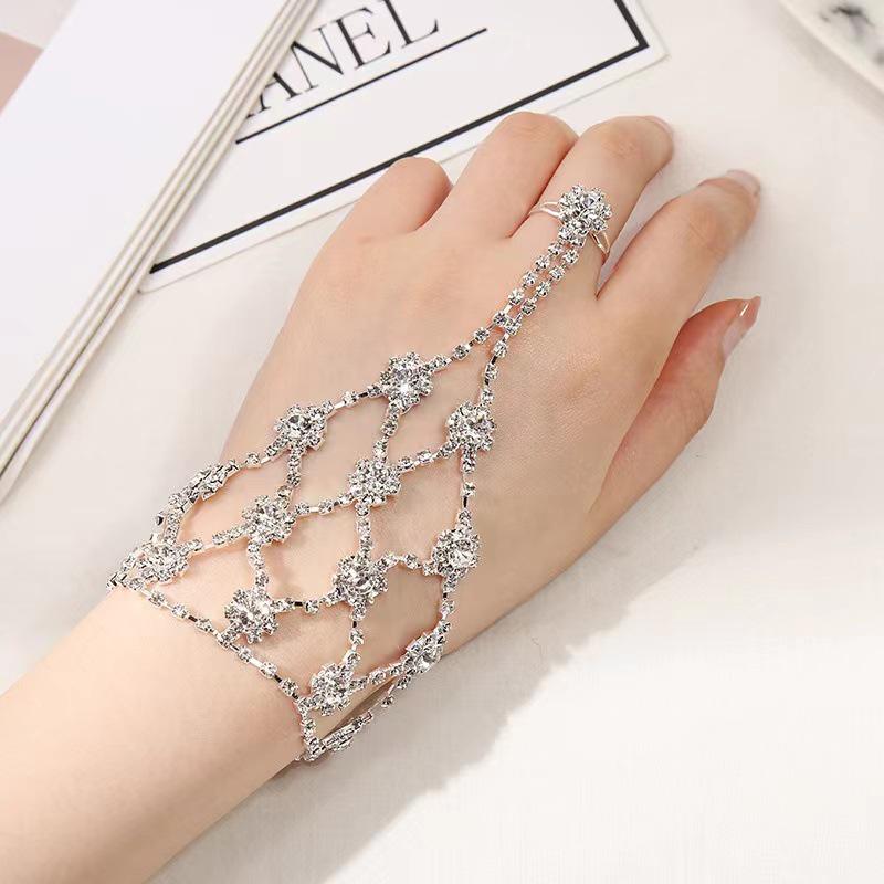 European & American Style Diamond Chain Anklet for Women - Perfect for Beach Vacations or Weddings