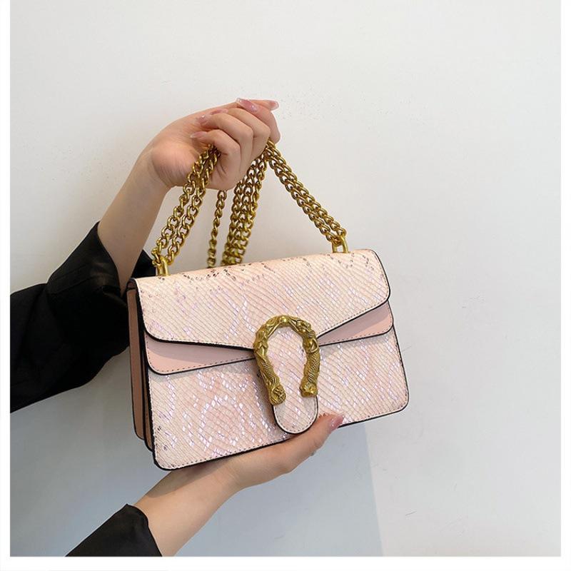 Vintage-Muster Schulter Mädchen Tasche Neue Schlange Unterarm frauen Tasche Mode Kette Umhängetasche frauen Tasche Metall Dekoration PU Material