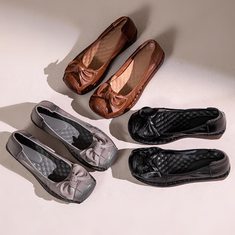 Retro single shoes leather soft-soled mother shoes spring and autumn new non-slip beef tendon sole wedge heel medium and old bow women's shoes