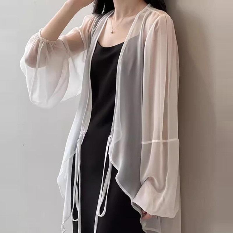 Sommer-Sonnenschutzkleidung Koreanische Damen Chiffon-Strickjacke Bluse Einfarbig Damen-Schal Damen Übergröße Lässige Lockere Mäntel