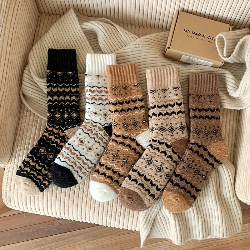 Socks Men Mid-Calf Socks Autumn Winter Thickened Fleece Warm Terry Socks Men'S British Style Casual Long Socks Trendy Versatile
