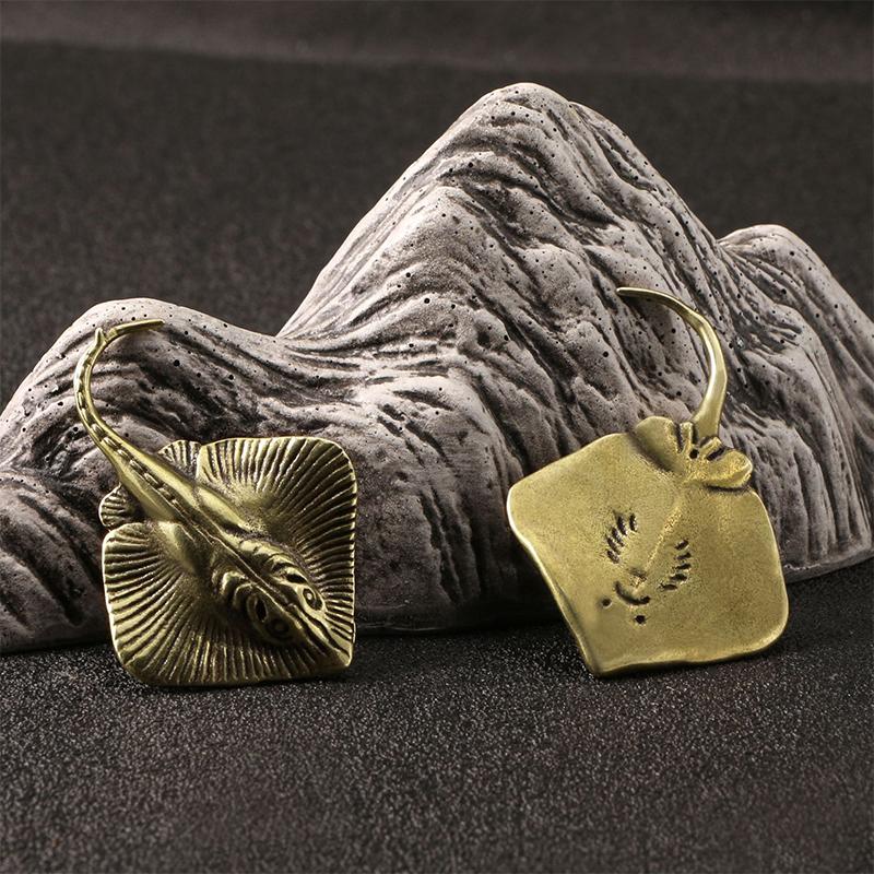 

Чистая медь, украшение в виде рыбы-дьявола, мини-статуэтка, украшение для чая, украшения для домашних животных, латунь, орнамент в виде рыбы-дьявола