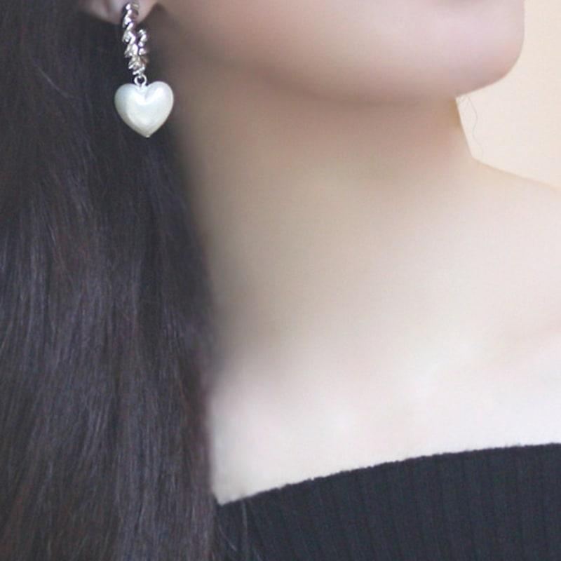 glammuse White heart ring