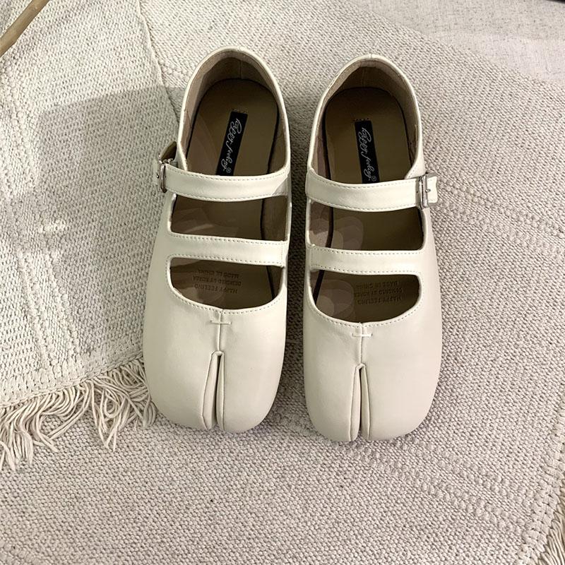 Mode Luxe Féminin Étrange Chaussures d'Orteil Ballerines Femmes Chaussures Mary Janes Sangle à Boucle Mode Ballerines Plates Peu Profondes pour Dames Avec Chaussures