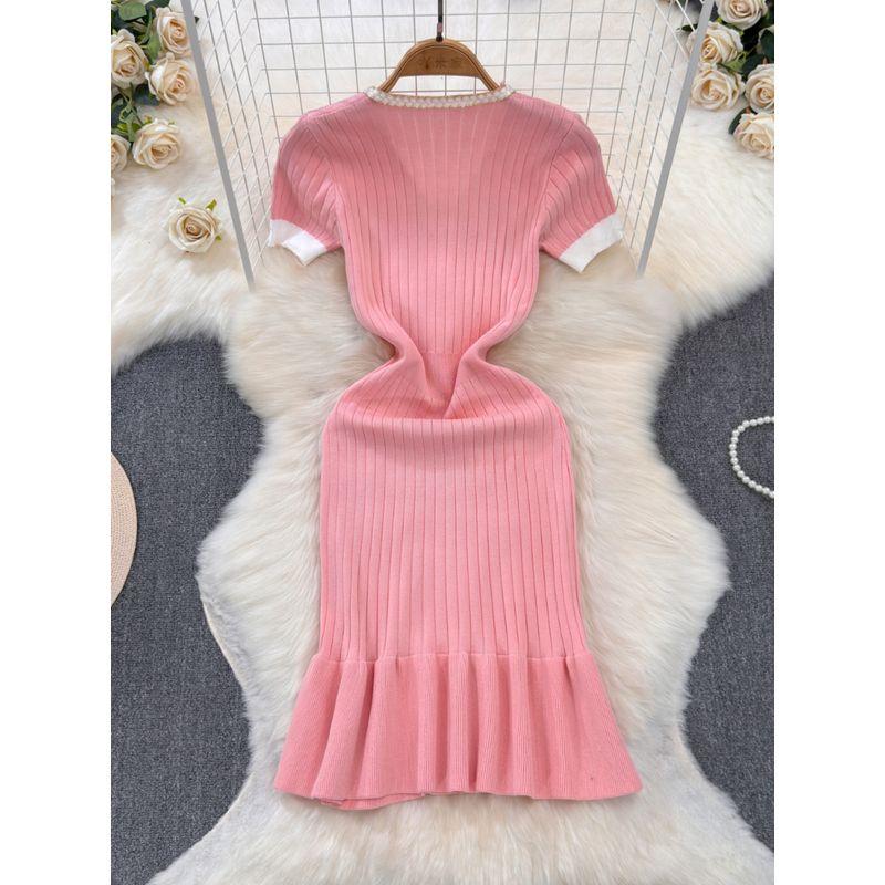 V Neck Fishtail Dress Women's Summer Dress 2024 New Arrival Knitting Black Temperament Waist-Controlled Slimming Sense of Design Skirt