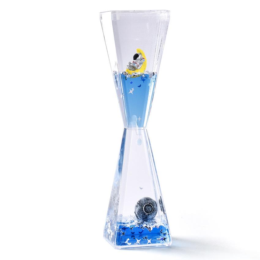 Cute Liquid Oil Hourglass Astronauts Liquid Timer Leak Drip Sand Clock , Decompression Ornaments