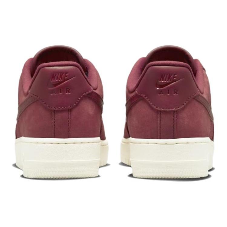 Nové dámské Nike Air Force 1 Low '07 Prm Team Red Sail DR9503-600