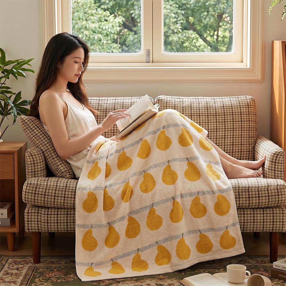 Large Grade A Yarn-Dyed Jacquard Cotton Bath Towel - Thick, Absorbent, Adult Style