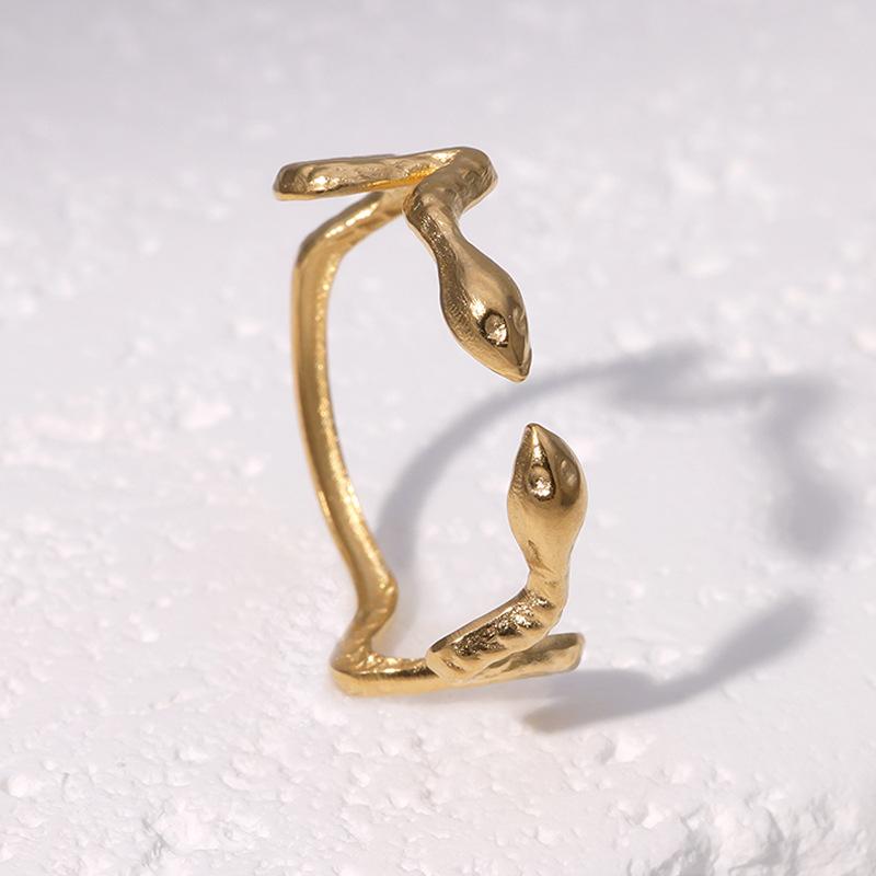 2025 New Fashionable Snake Shaped Ring Woman Zodiac Zircon Stainless Steel Adjustable Opening Ring Wholesale