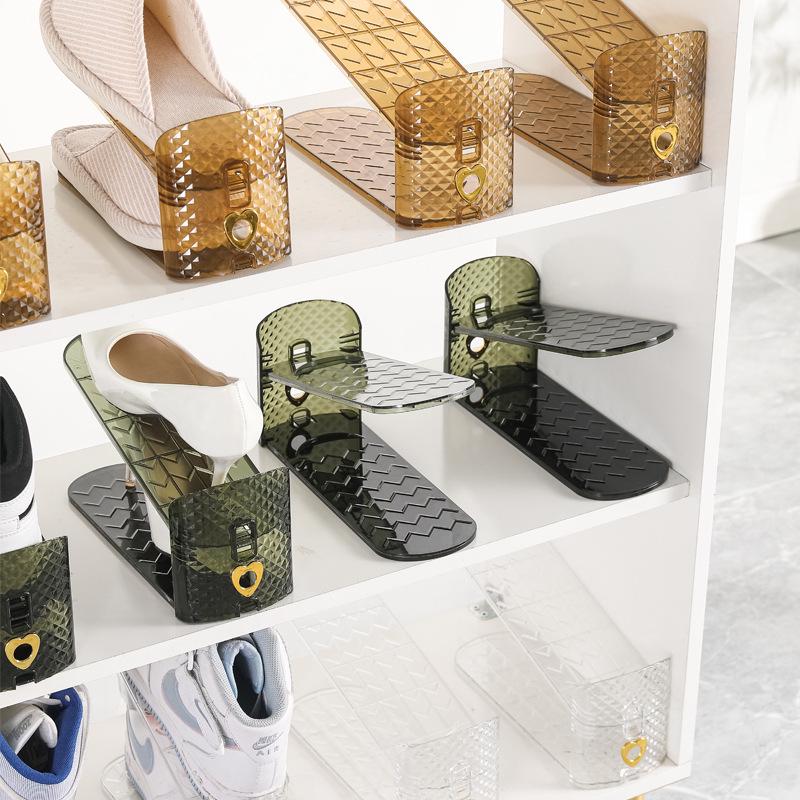 Sturdy Plastic Plate and Pu'er Tea Cake Display Stand