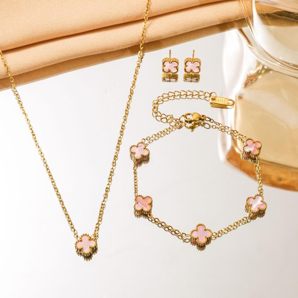 Titanium Steel Colorfast Four-leaf Clover Necklace Set for Women Fashionable and Elegant Light Luxury Clavicle Chain Bracelet