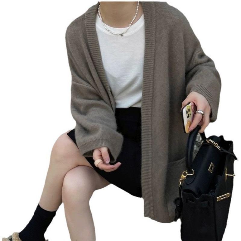 Autumn and Winter New Fat and Enlarged Top Lazy Wind Medium and Long Design Sense Knitted Cardigan Sweater Women