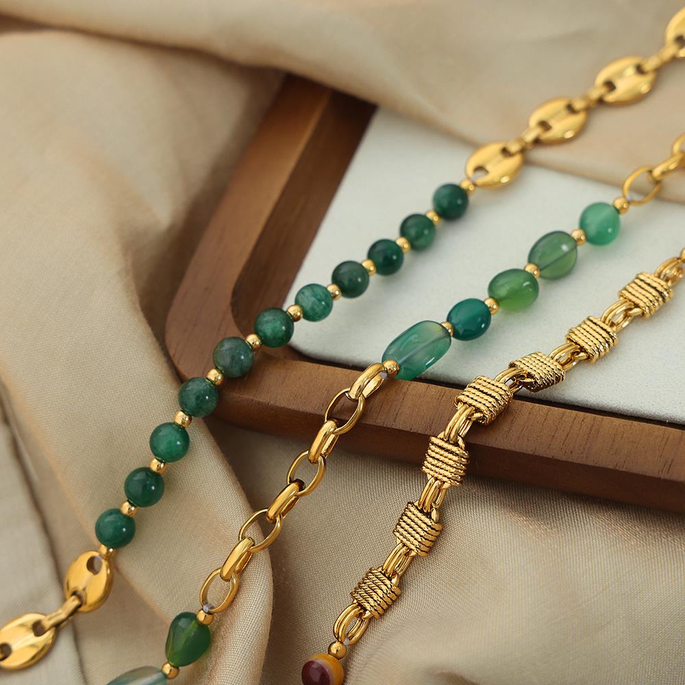 Neue Halskette mit grünen Achatperlen für Damen Edelstahl vergoldete Kette weiblich elegant Zirkon ethnischer Stil Accessoires