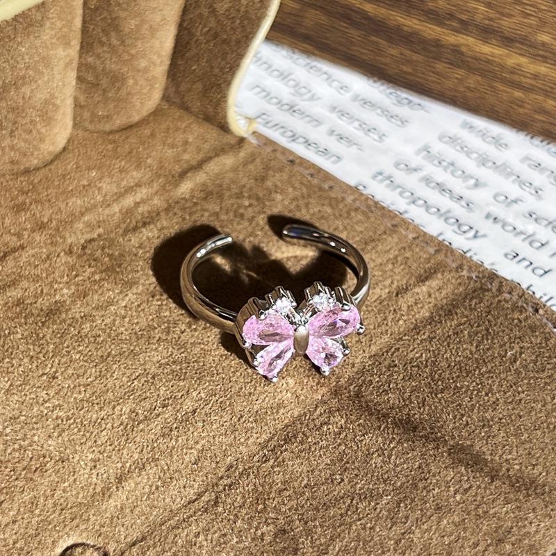 Exquisite Pink Diamond Butterfly Open Ring in Korean Style - Trendy, Versatile Fashion for Women