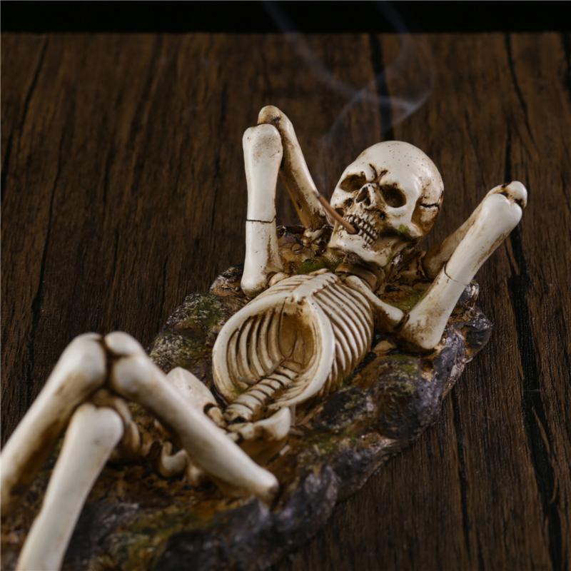 Creative Lying Position Skeleton Incense Holder Resin Skull Incense Burner for Cone Sticks Zen Meditation Desk Decor Gift