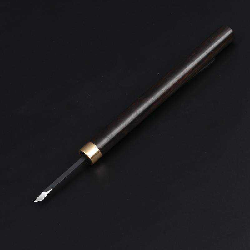 Nitriertes Weißstahl Holzschnitzmesser mit Griff aus lila Sandelholz