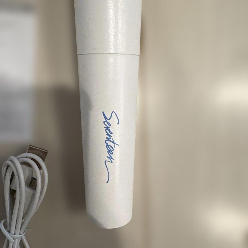 [USED] Anonymous shipping SEVENTEEN handheld fan (electric fan)