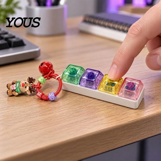 Portable Sensory Toy for Anxiety Christmas Mechanical Keyboard Fidget Keychain, Push Button Stress Relief Tree Hanging Ornament with Reindeer