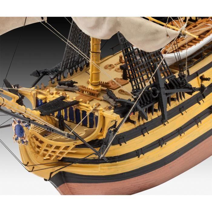 Revell coffret cadeau battle of trafalgar maquette à construire, à coller et à peindre, avec accessoires