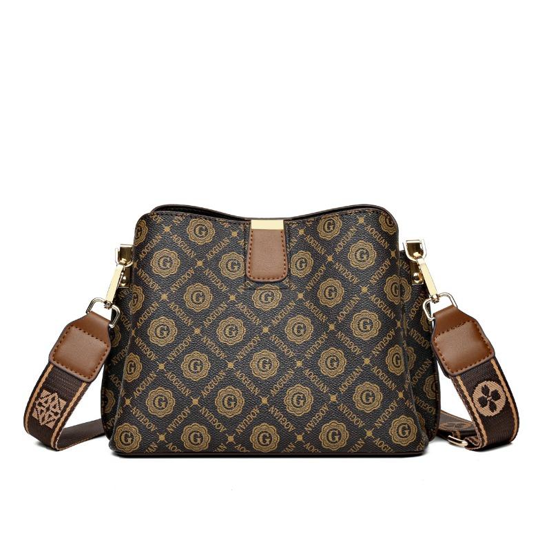 Foreign Trade Bag Women's 2023 New Advanced Versatile Printing Letter Wide Shoulder Strap Large Capacity One Shoulder Bucket Bag Tide