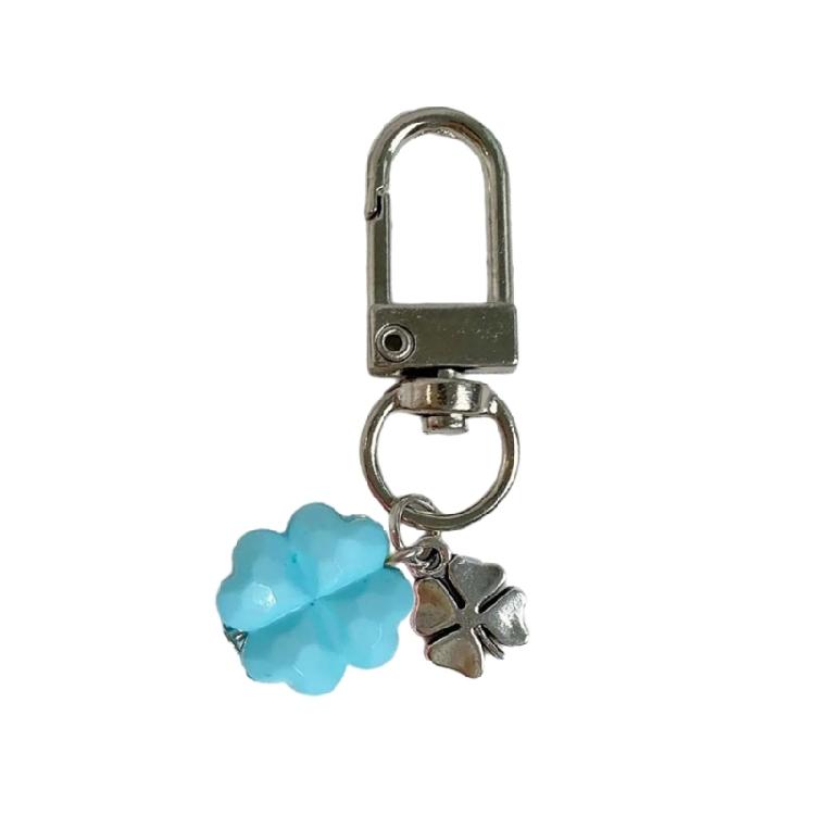 Trendy Clovers Pendant Green Resin Keychain For Phone Bag Luck Symbol Accessory Trendy Clovers Pendant Decors
