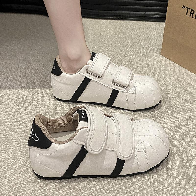 Red retro Velcro non-slip lightweight board shoes 2025 new autumn versatile thick-soled Forrest training shoes women