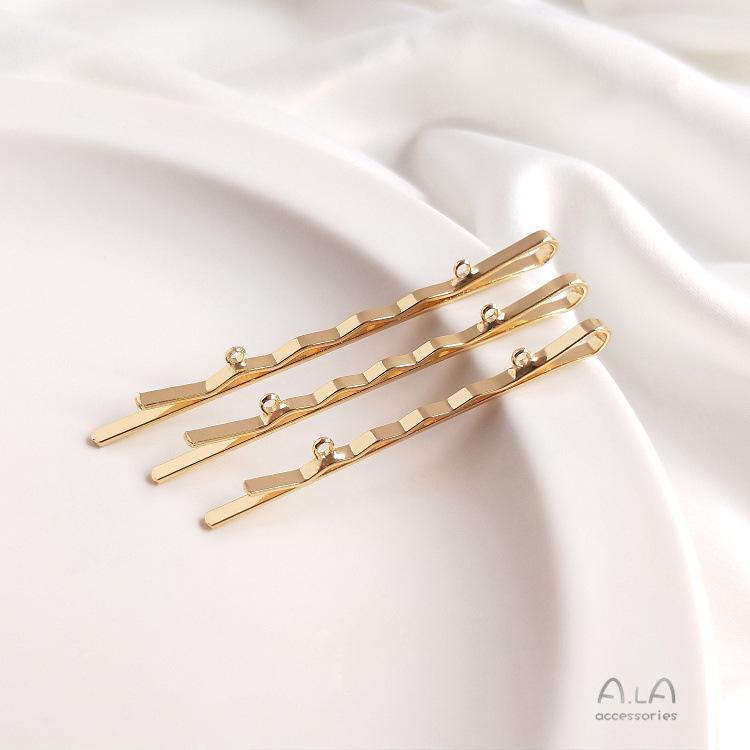 14K Gold-Plated Color-Retaining Wavy Hair Clip with Double Hanging Rings