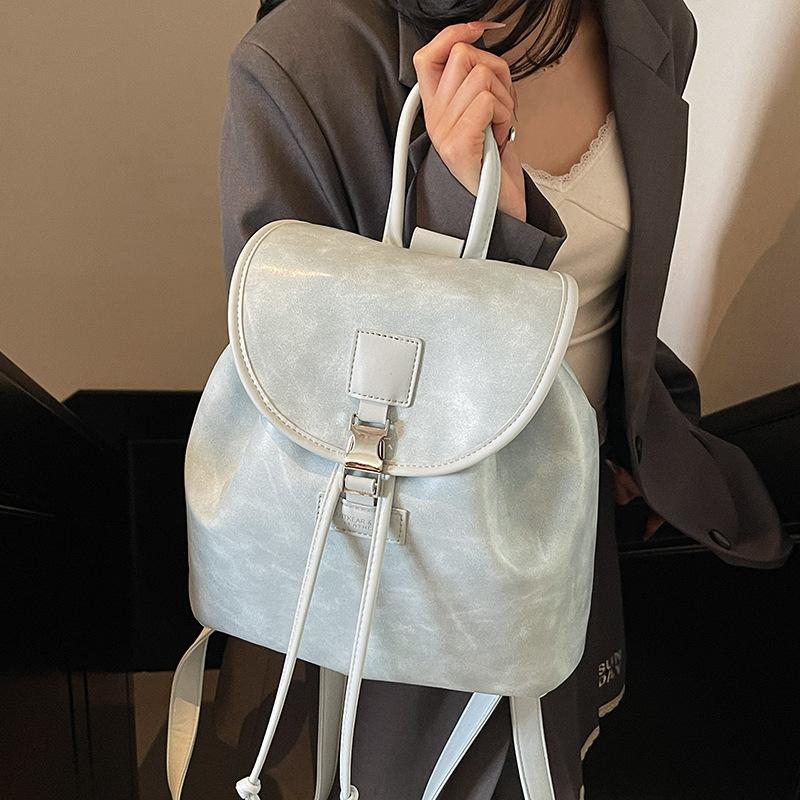 Korea Fashion Academy's style is simple and light-colored, portable small backpack for students, versatile, lightweight, and high-end backpack f