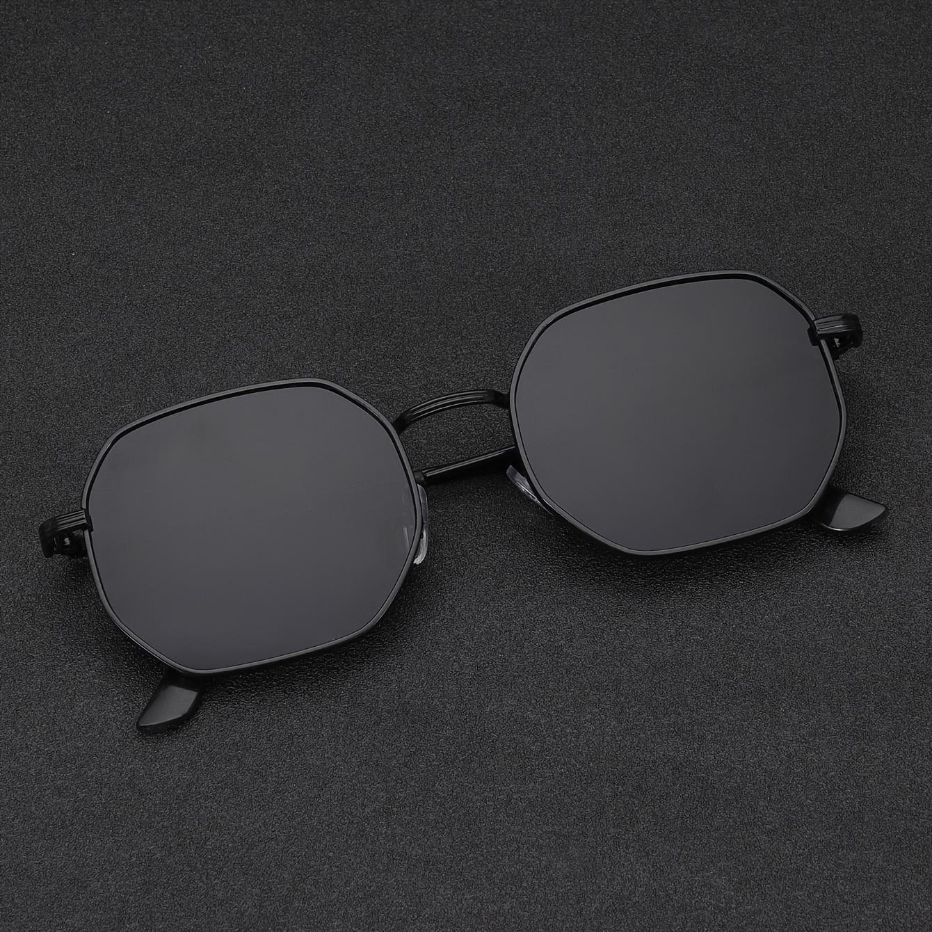 

Многоугольная оправа Стильные круглые линзы Унисекс Идеальный праздничный подарок Праздничный аксессуар Праздничные очки Декоративные линзы чёрный