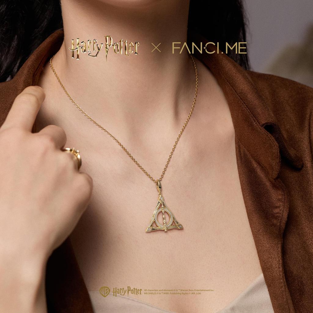Harry Potter x Collaboration Deathly Hallows Necklace - Harry Potter K18 Gold Plated Brass - Perfect for Halloween and Christmas Gifts
