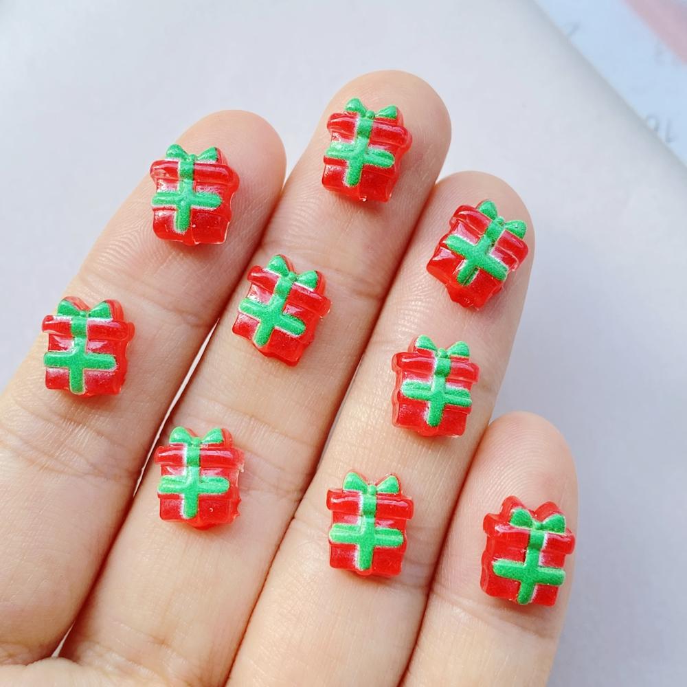 50pcs Resin Mini Colorful Christmas Snowman Tree Santa Claus Deer Flatback Figurines Nail Art DIY Scrapbook Accessories Crafts