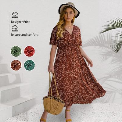 Robe à manches courtes et col en V taille haute