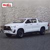 VLZH5 Maisto 1:27 TOYOTA Hilux Pickup Alloy Car Model Diecasts Metal Off-road Vehicles Car Model Simulation Collection Kids Toys Gifts