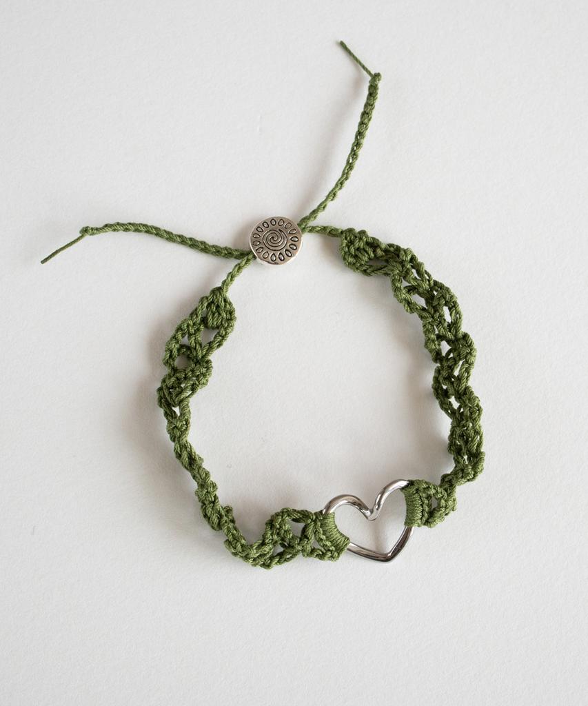Merrymotive Line Heart With Olive Green Knit Bracelet
