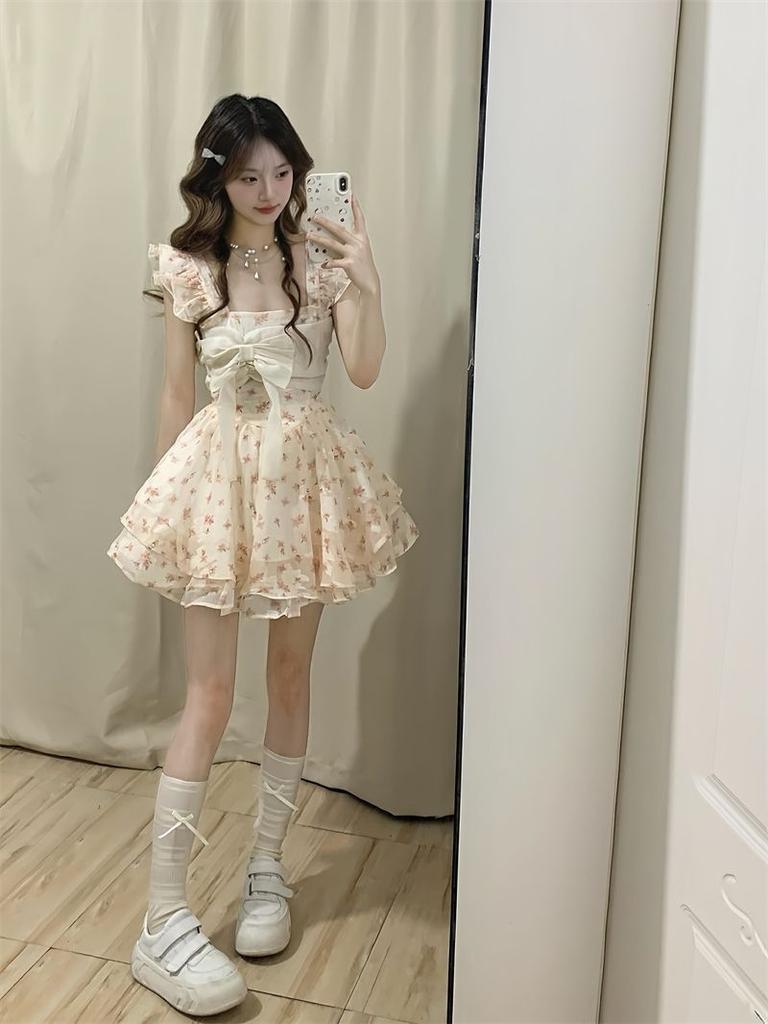 Small sweet little flying sleeves floral sleeveless dress women's summer bow waist fugitive princess tutu dress