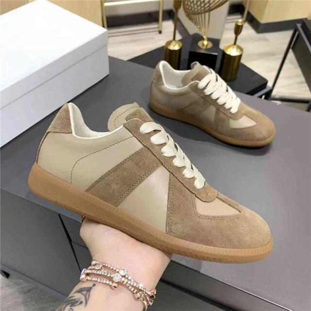 Luxury Sports Women 'S Shoes Tennis Training Men 'S Running Shoes Couple Flat Shoes Leather High -Quality Male Shoes Unisex